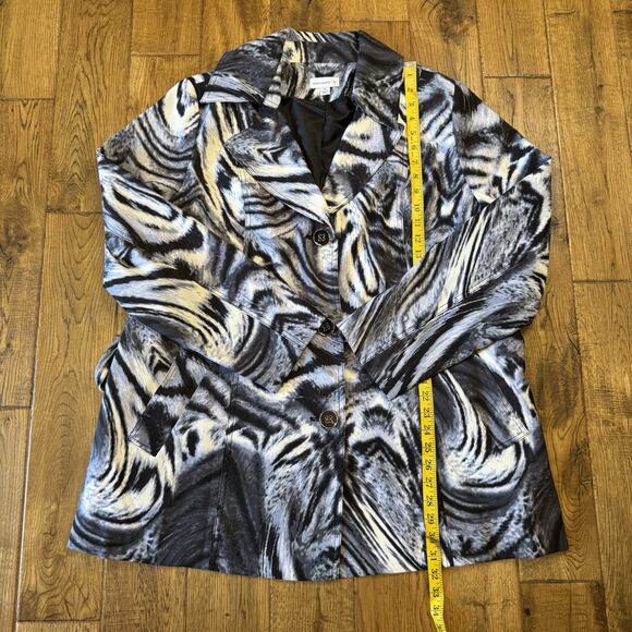 Susan Graver Animal Print Trench Coat Black and White Belt Included Size XL - Picture 3 of 6